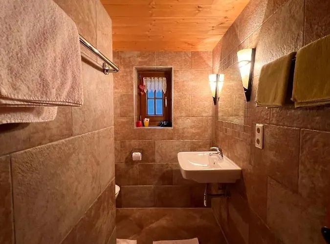 Fuerstenhof * צל אם צילר