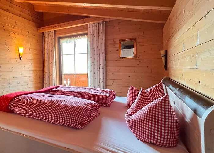 Fuerstenhof * צל אם צילר